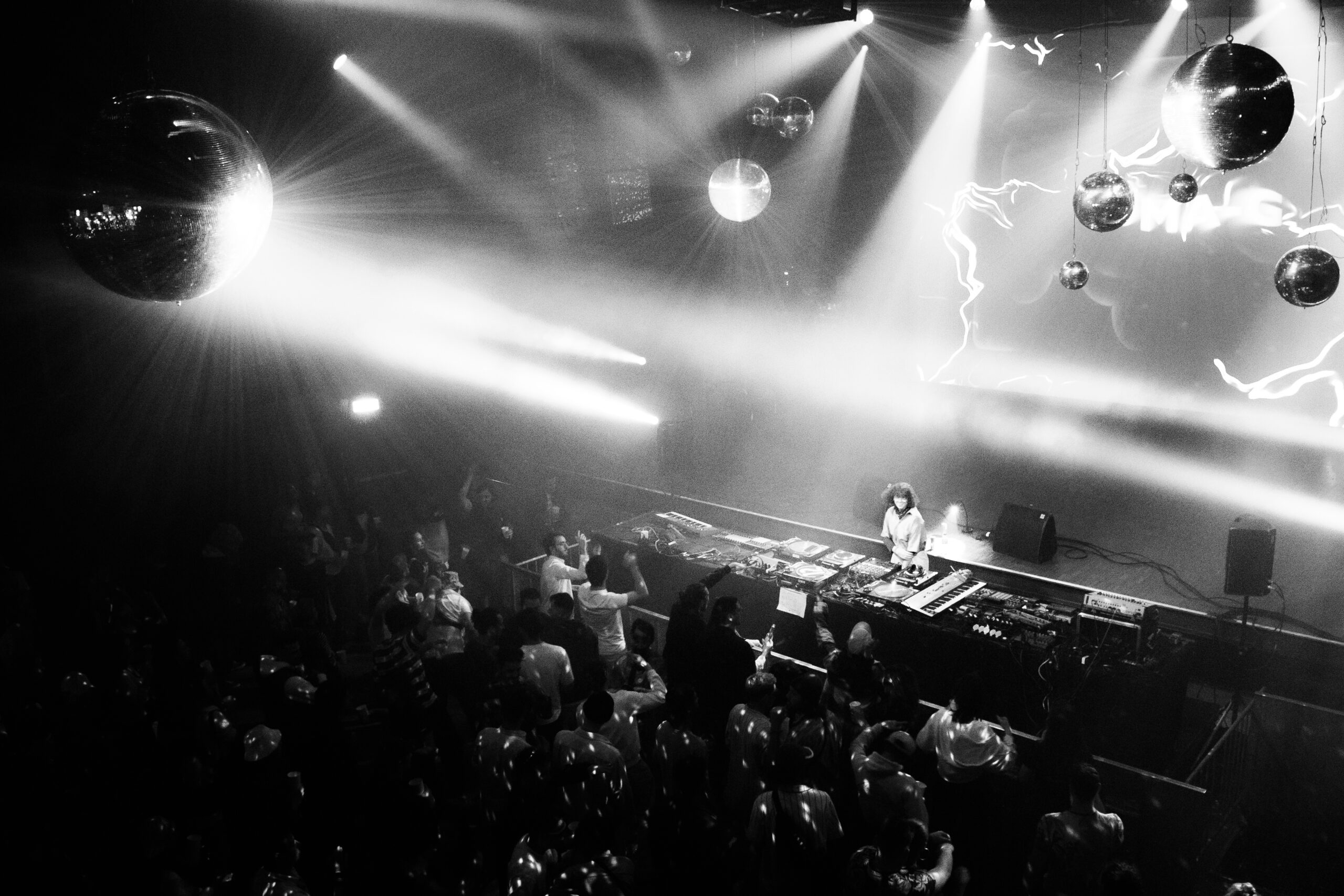 Live LÜMA-G